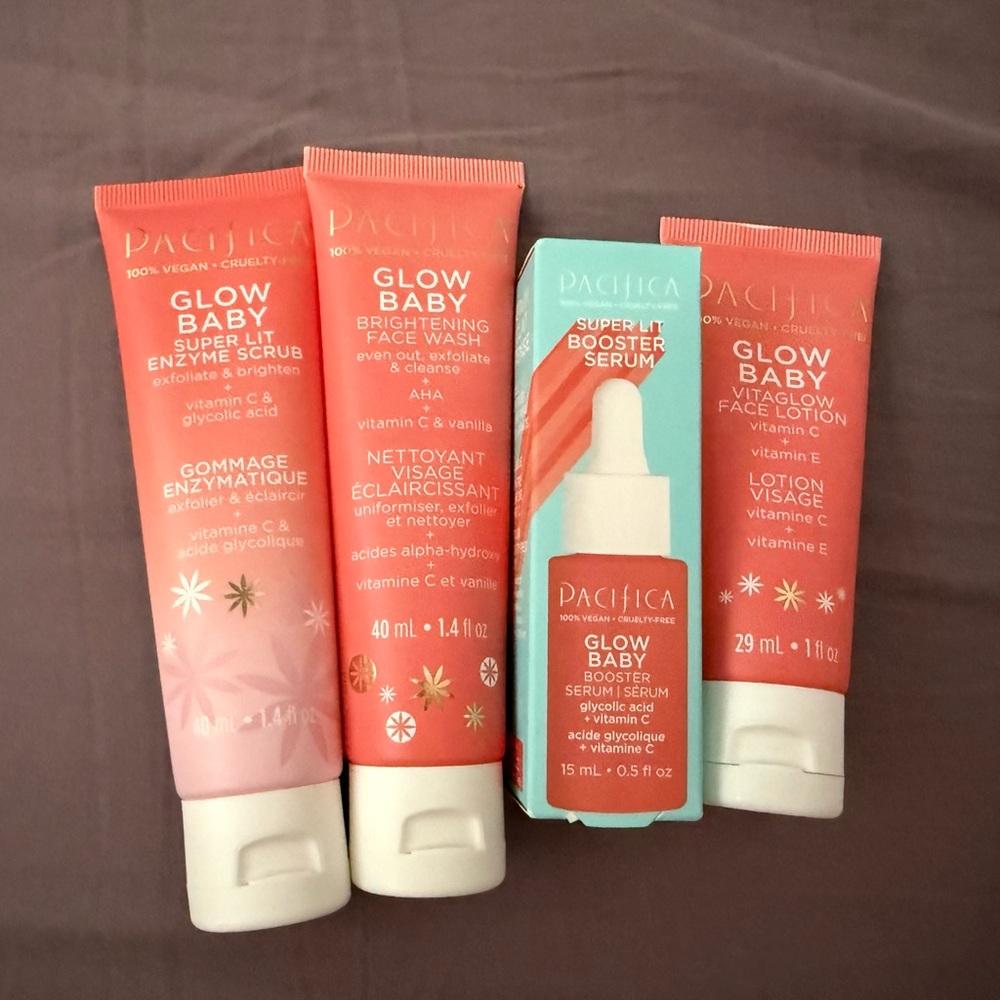 Pacifica Glow Baby skincare set New and sealed.